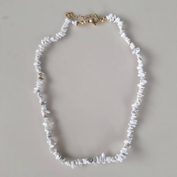 Krijt witte steentjes ketting
