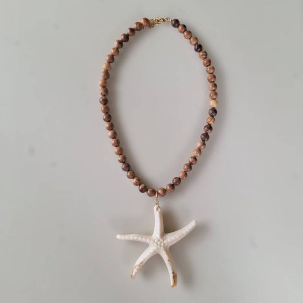 Bruine houten ketting