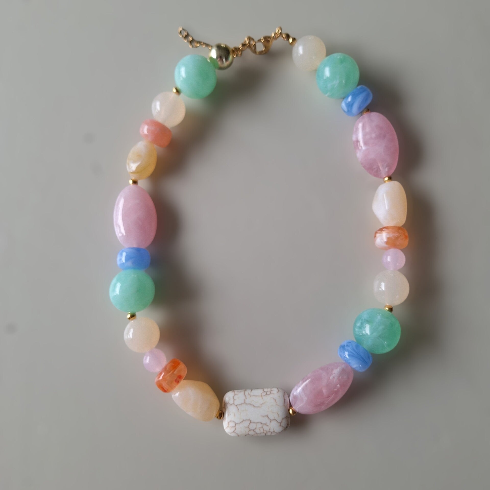 Pastel bold ketting