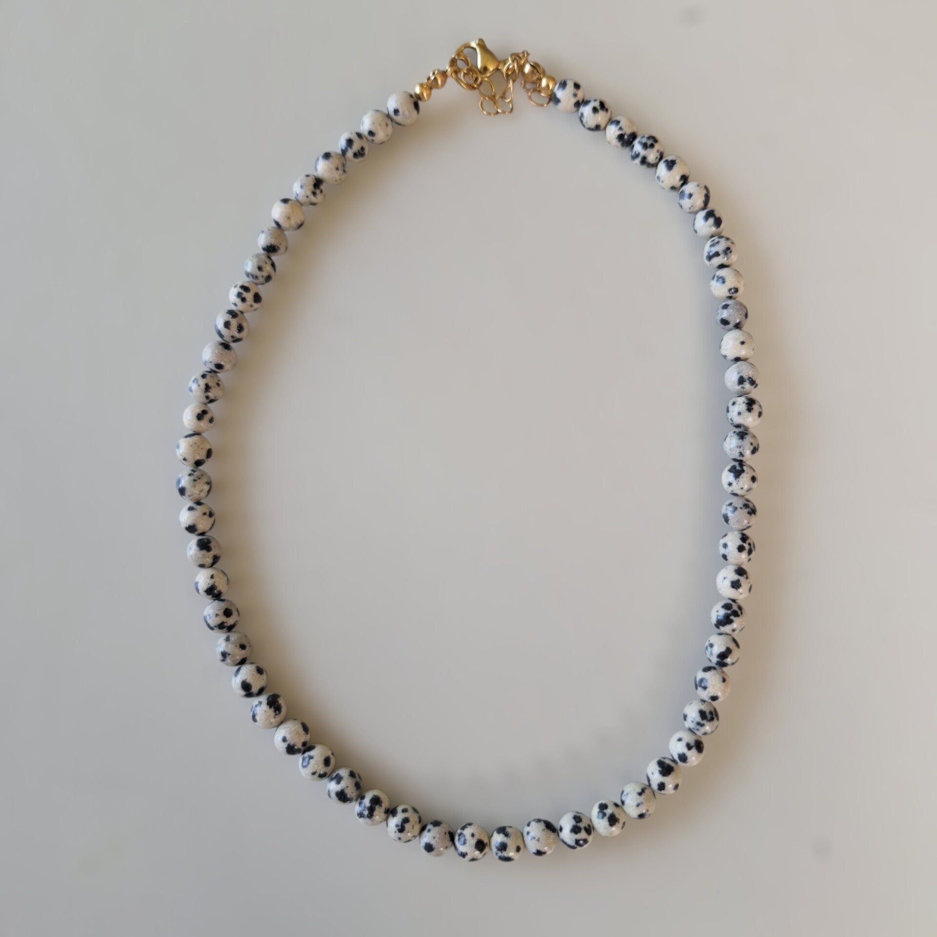 Dalmatiër natuurstenen ketting