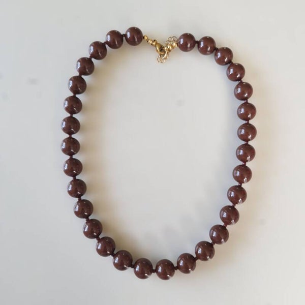 Bruine bollen ketting