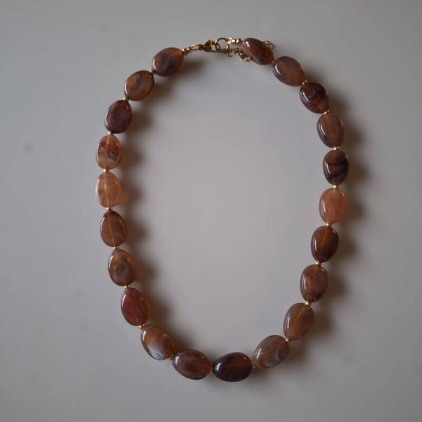 Amber nugget ketting