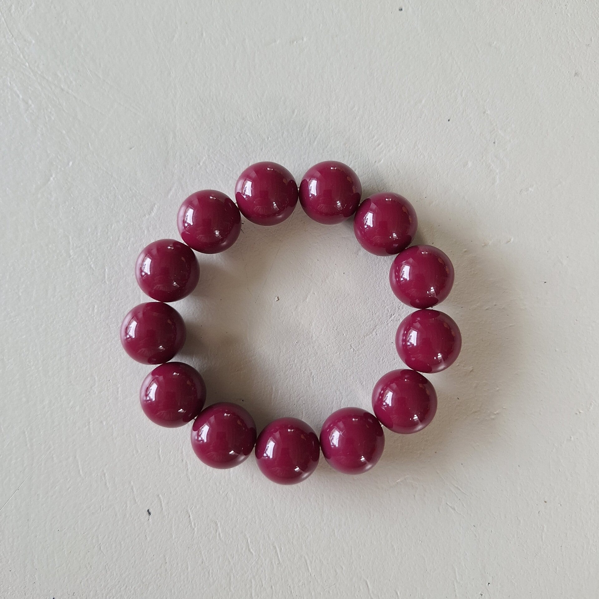 Cherry armband