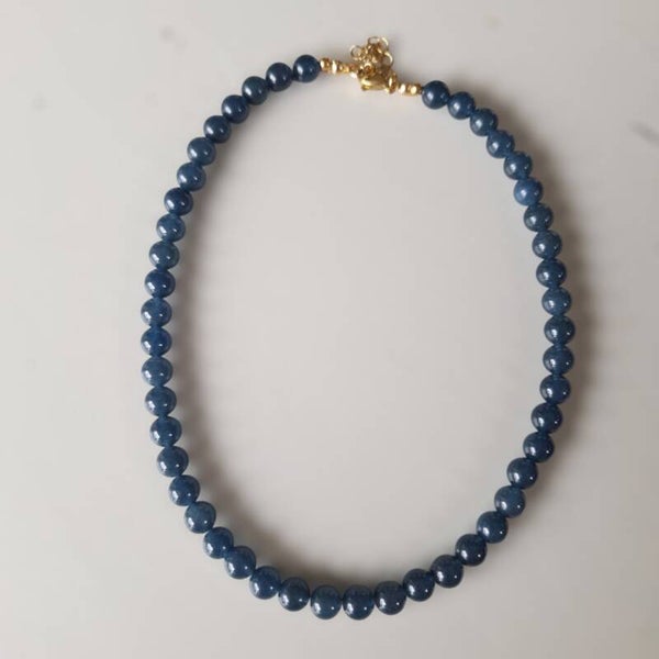 Navy blauwe natuursteen ketting