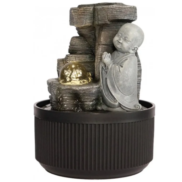 FUENTE DECORATIVA "NIÑO BUDA ORANDO EN LA MONTAÑA" CON LUZ