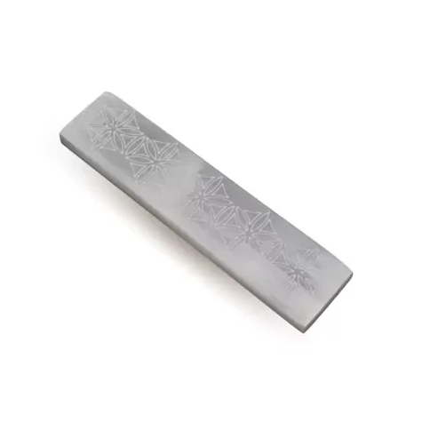 BASE - QUEMADOR DE INCIENSO Y DE LIMPIEZA DE SELENITA – FLOR DE LA VIDA (15 CM)