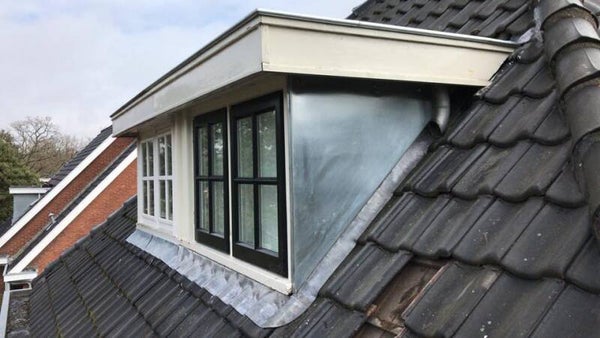 Zinken afwerking dakkapel