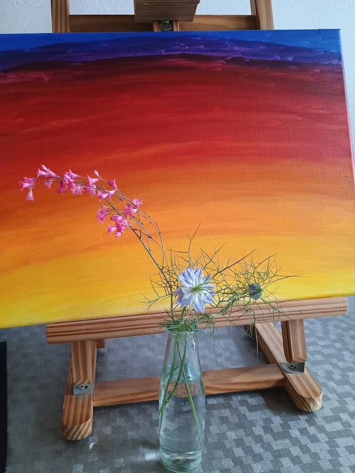 Schilderij op ezel met vasaje bloemen Elinde
