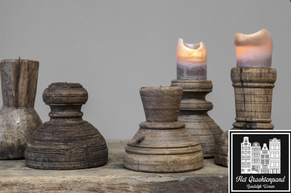 Houten kandelaar uniek blok