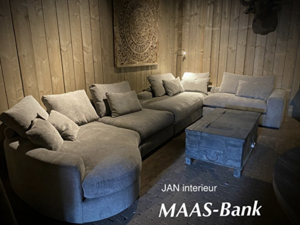 Maas Bank - ROW-STYLING