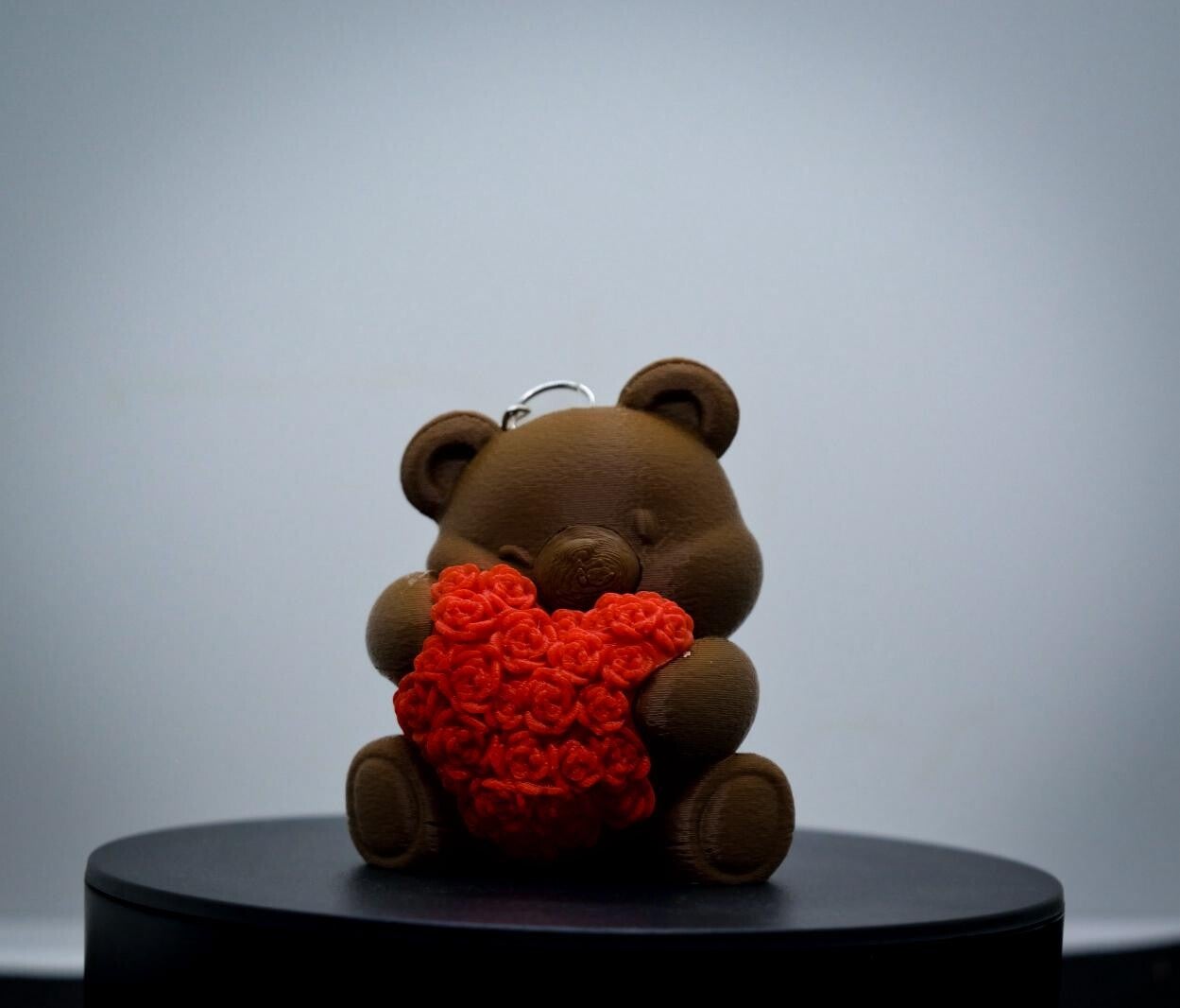 Teddybär Schlüsselanhänger Rosenherz | Romantisches Valentinstag Geschenk Liebe