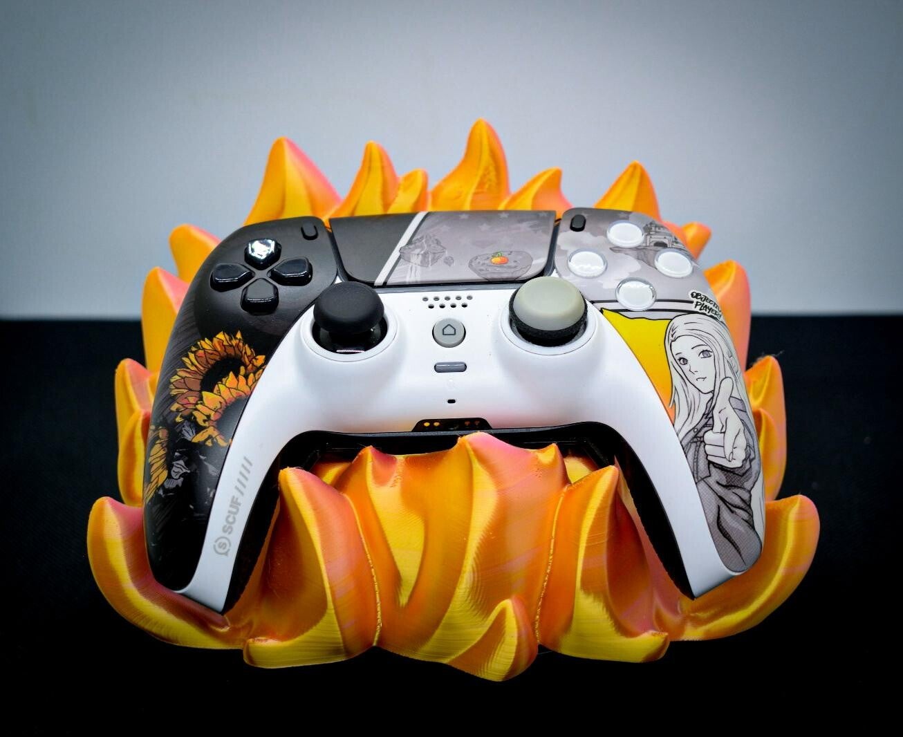 Fire Semblance Controller-Halter – Feuer Design für Gaming-Setup – Gamer Geschenkidee