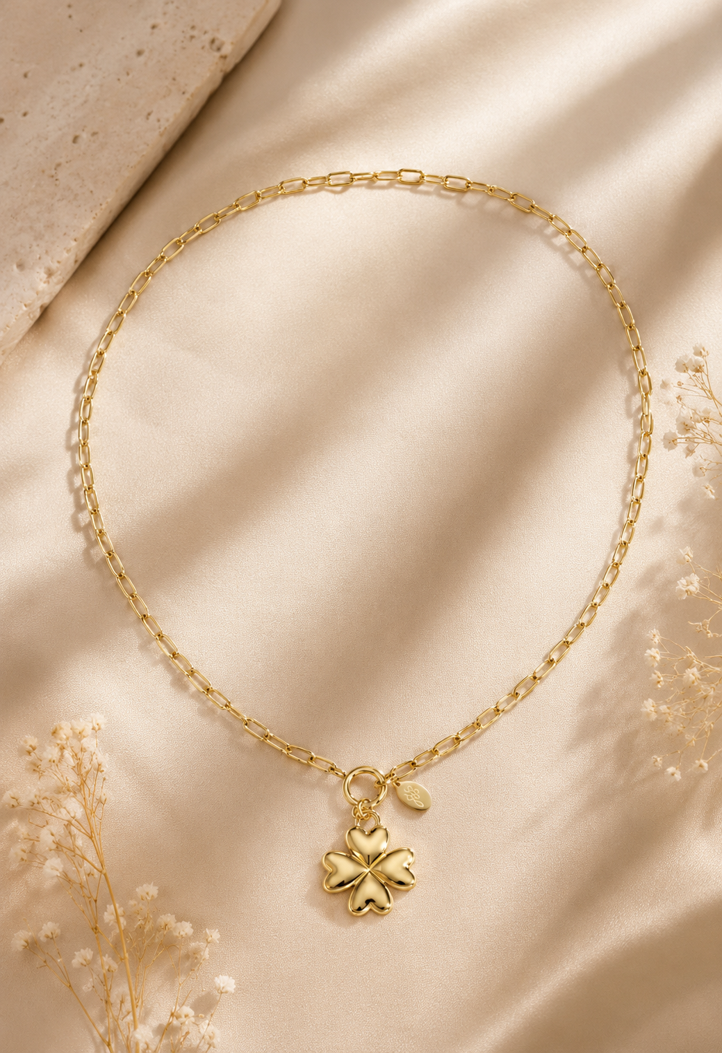 Ketting met klavertje vier