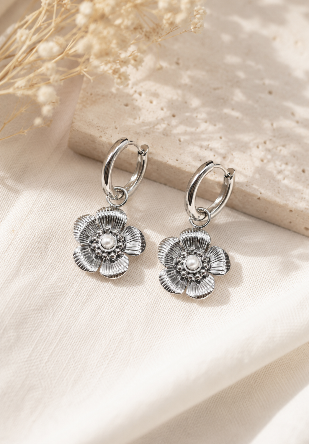 Silver bloom oorbellen
