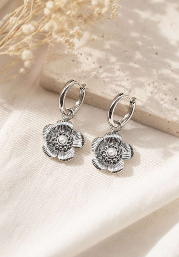 Silver bloom oorbellen