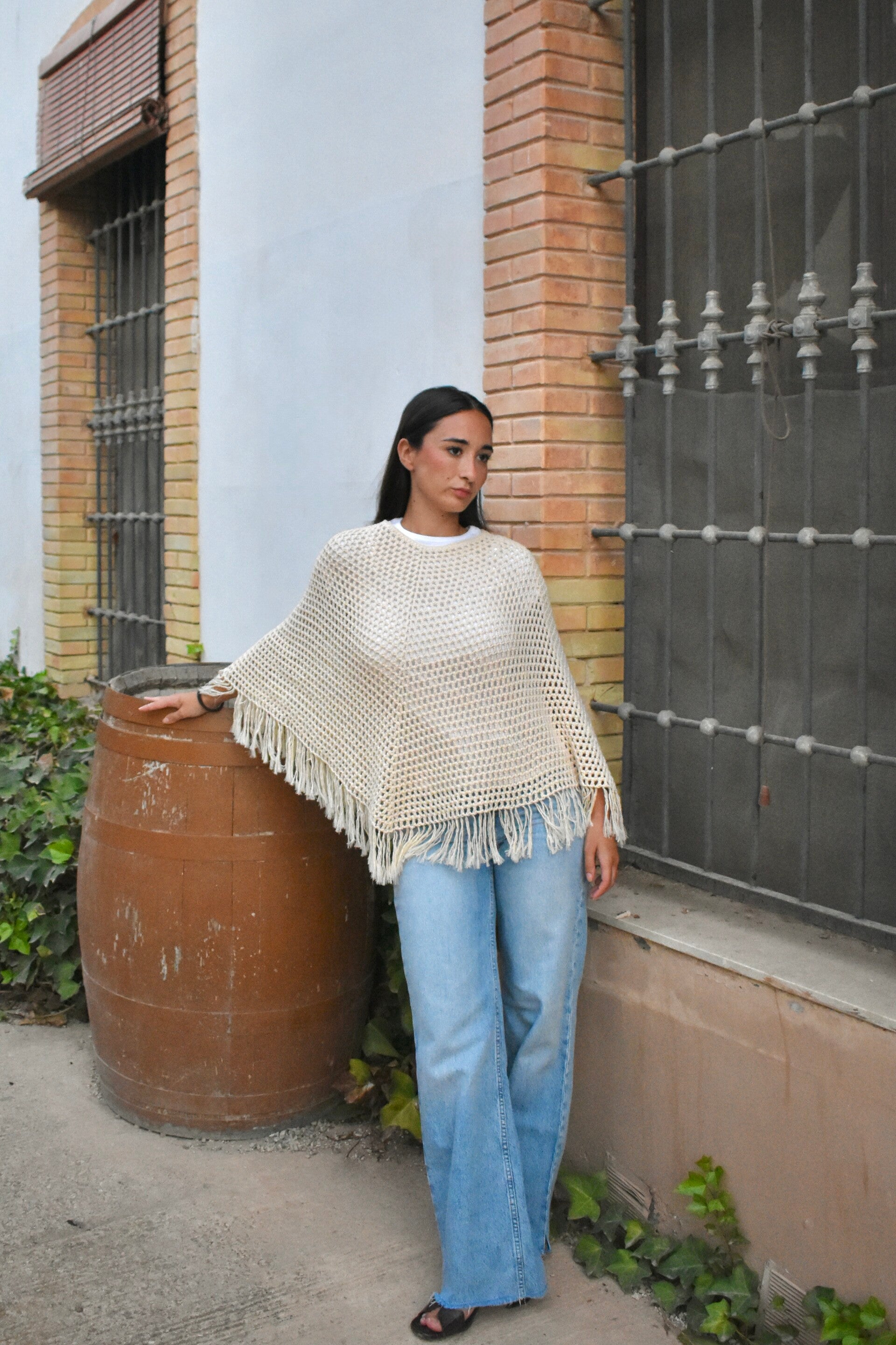 Poncho con flecos