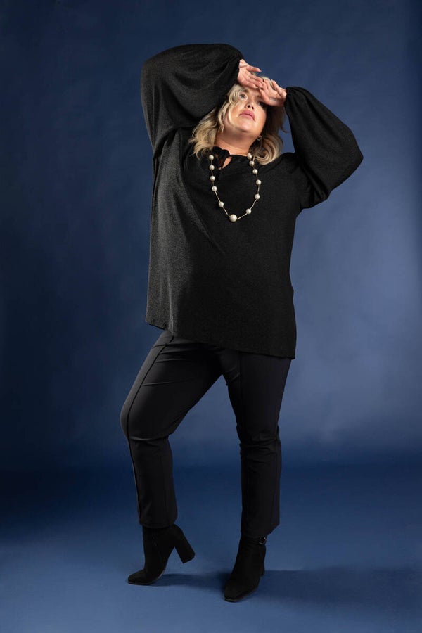 Only M 044 Broek Strong opgestikte deelnaad  Zwart