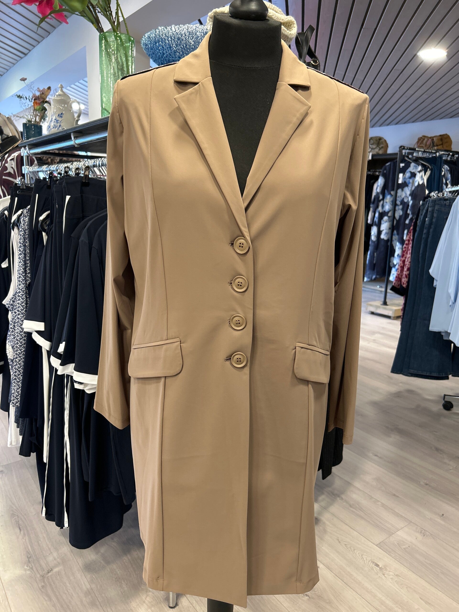 Only M Blaze lang Cappucino Special Made