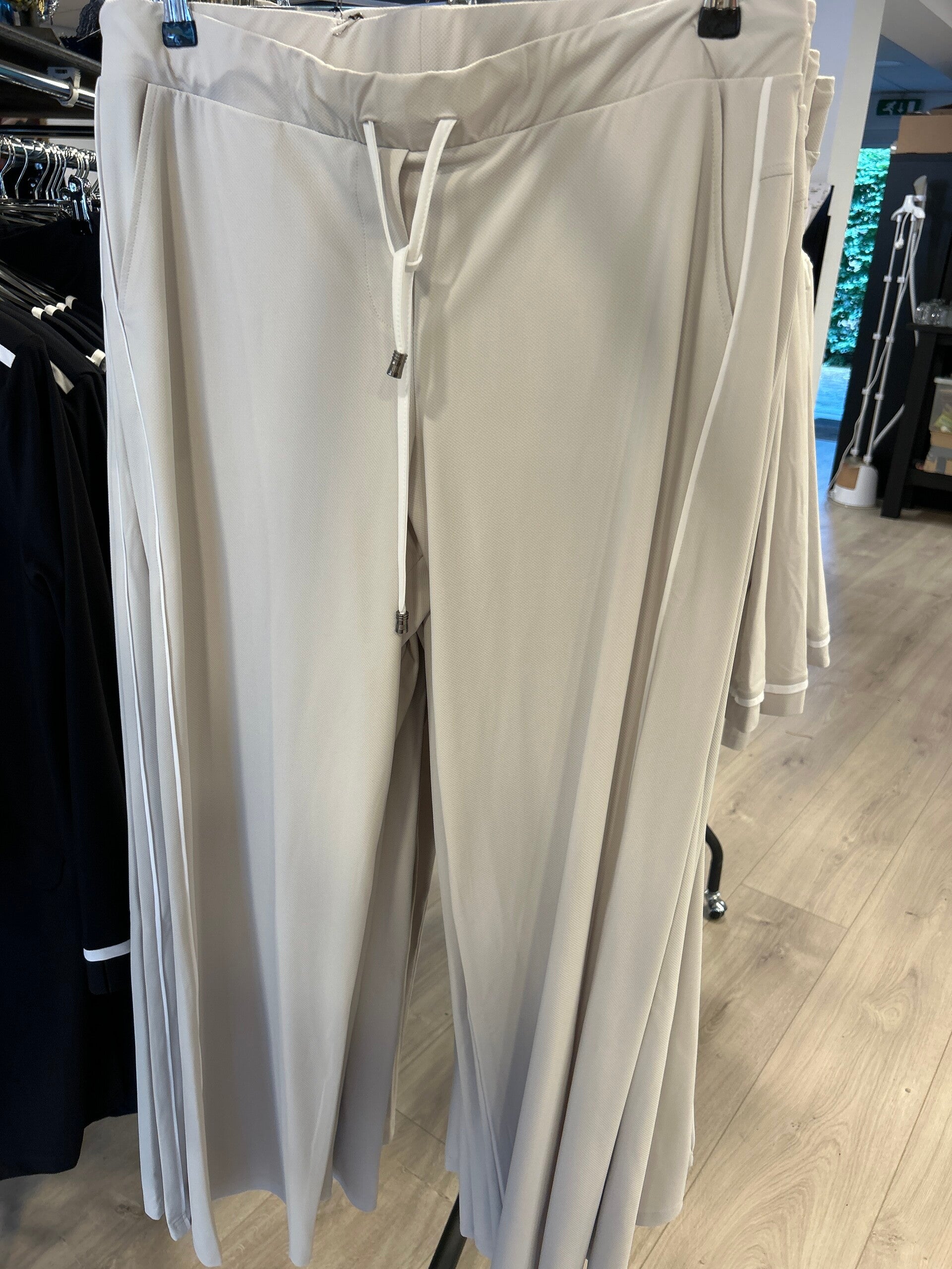 ONLY M PIQUE KIEZEL broek recht 047 met Bies