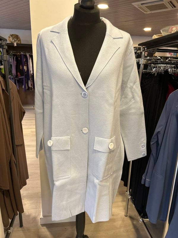 Only M Vest 200.00 Celeste