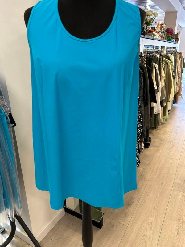 Only M 001 Top recht Aqua Travel