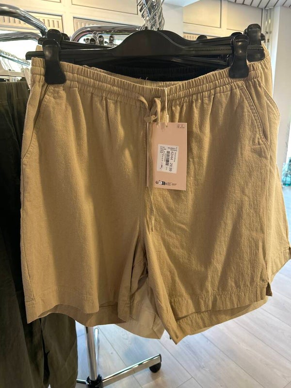 Wasabi short Erica zand