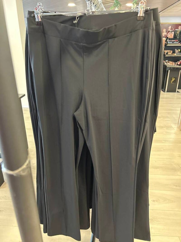 Only M 45 Pantalon zwart strong met deelnaad lang