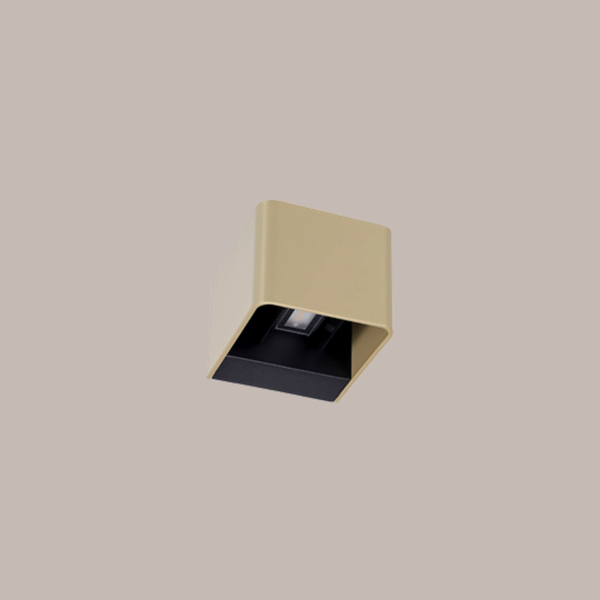 Sus Square Gold 24V