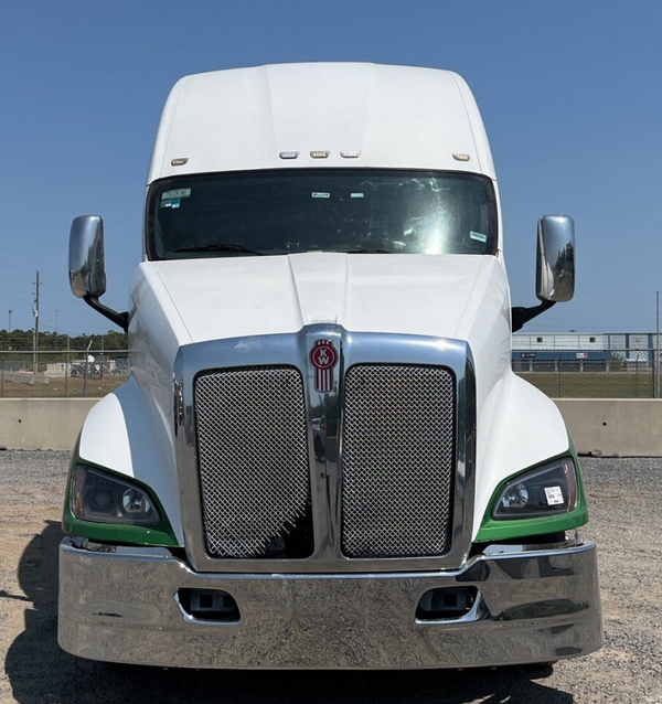 4X4 T700 KENWORTH 2011