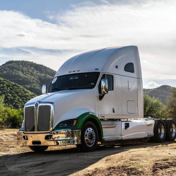 KENWORTH T700 2011