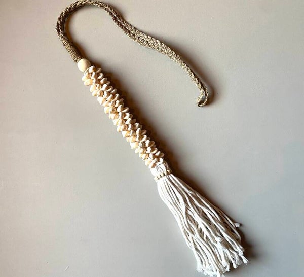 Hanger tros met schelpen