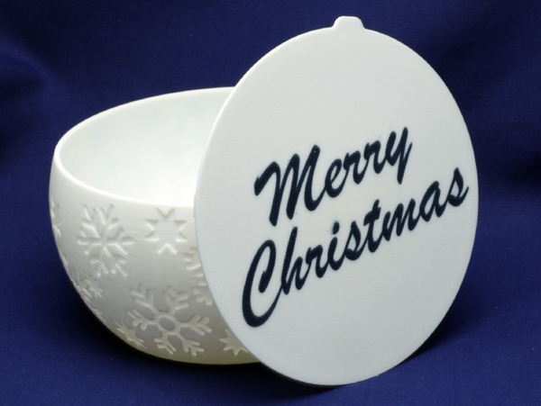 Weihnachtliche 3D-Schale mit Deckel – „Merry Christmas“ | 16 cm