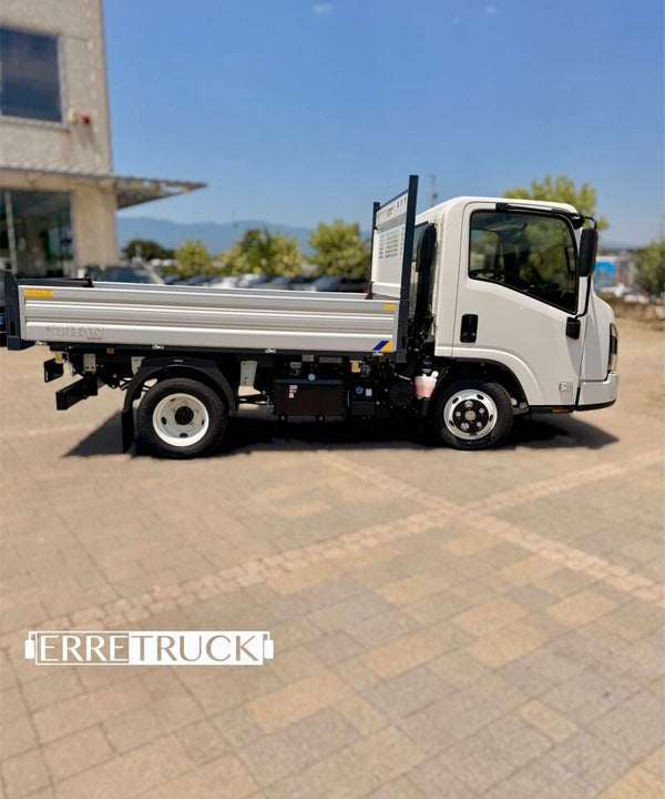 Isuzu M27 Generation 2 - cassone ribaltabile trilaterale TITAN