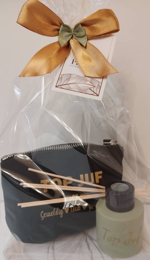 Toiletzakje met geurstokflesje