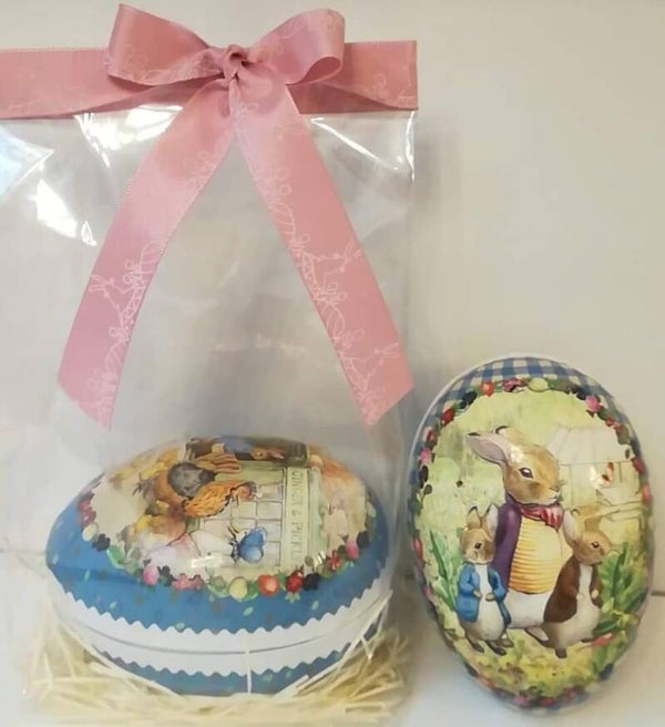 Gevuld nostalgisch ei ( karton)