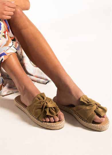 Beachlife Dull Gold Slippers