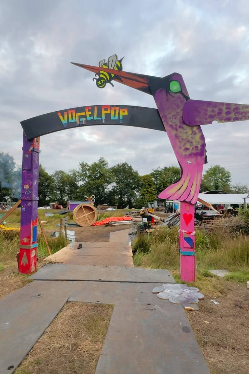 The main entrance toe Vogelpop Festival 2024, Made from waste materials