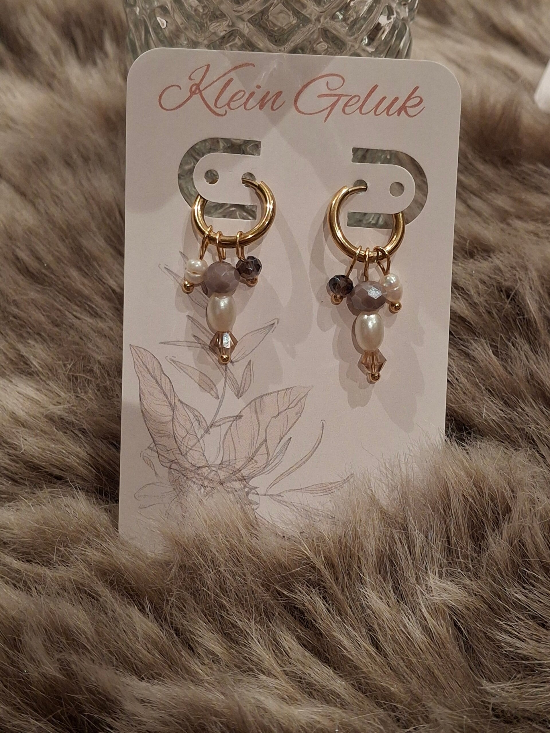 Stainless steel vergulde oorbellen met 3 bedels (parel), paars