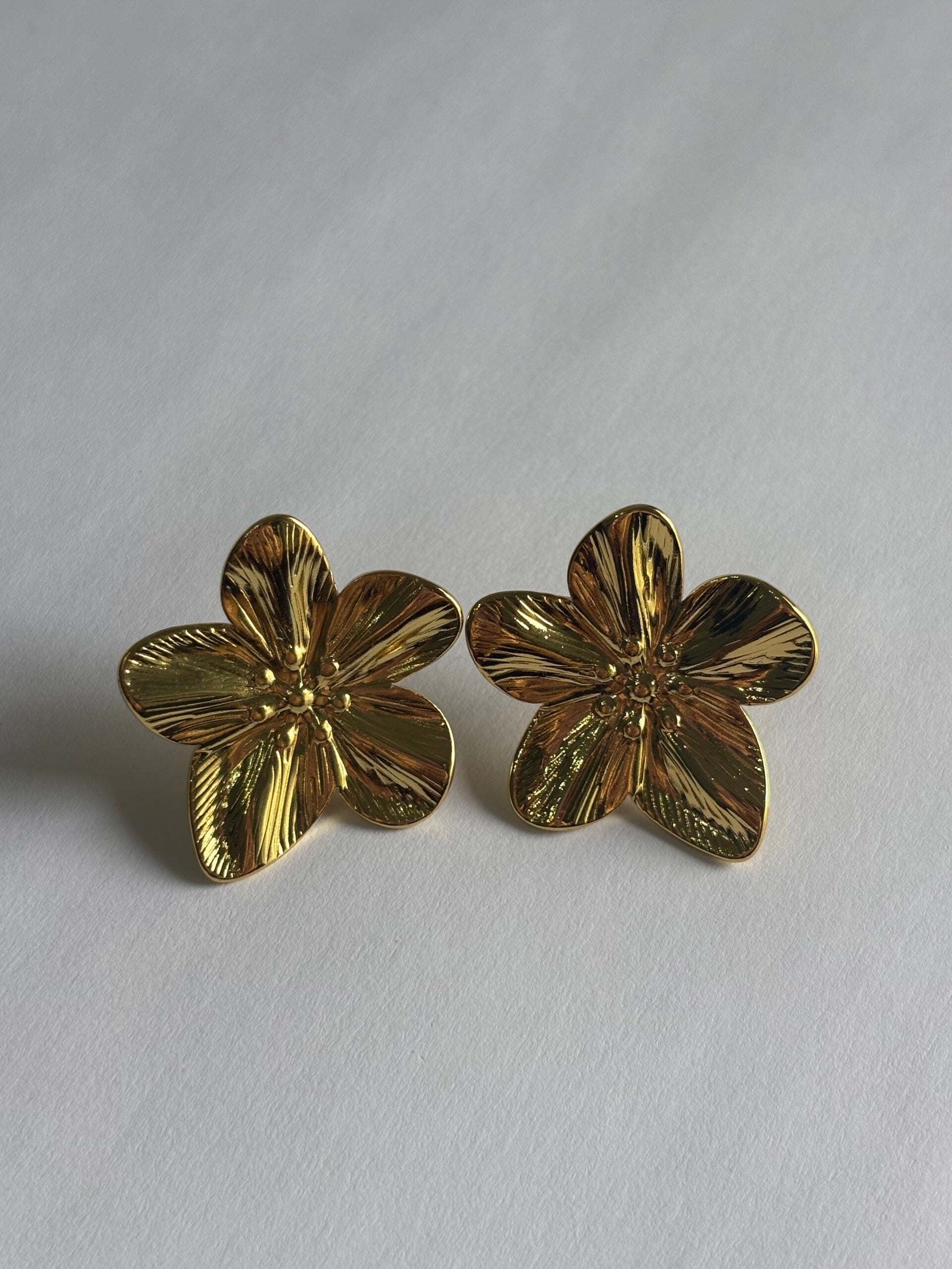Pendientes pétalos