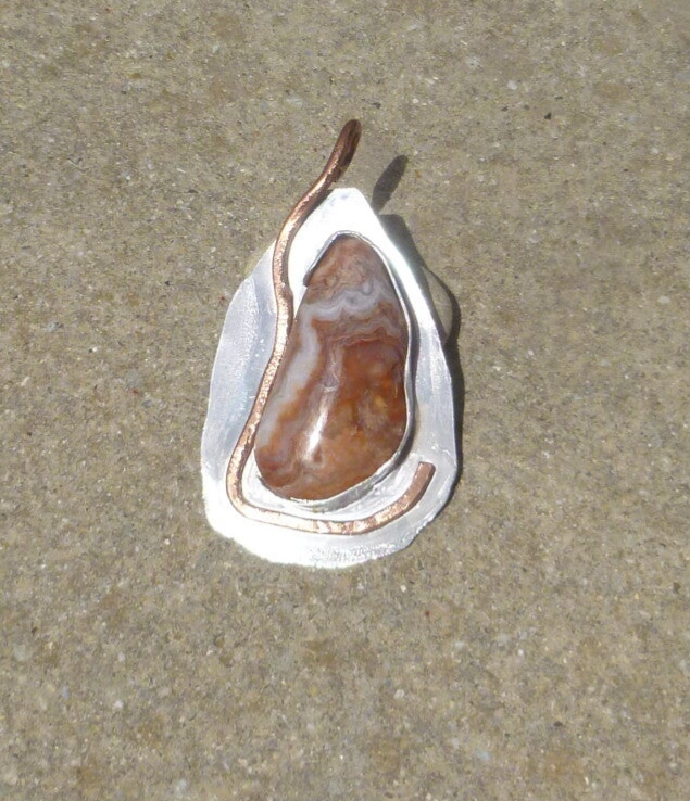 Pendentif en argent 925 avec une grande agate