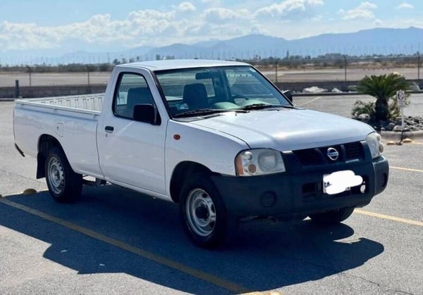 Nissan NP300 caja larga 2012 $19.600