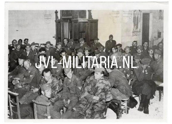 American press photo 'German soldiers surrender' Normandy