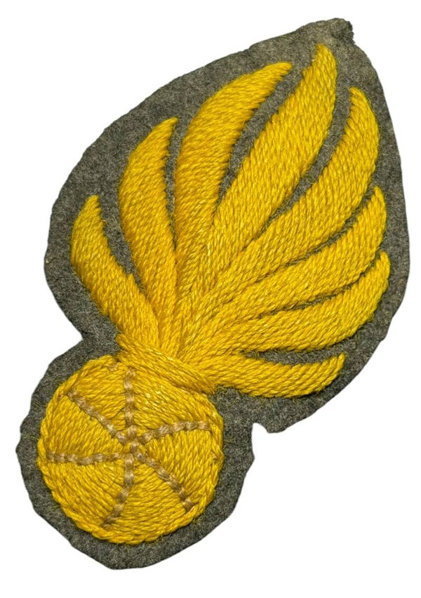 Kraagembleem onderofficier grenadiers