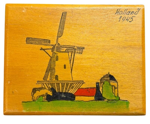 Dutch souvenir “Holland 1945” box
