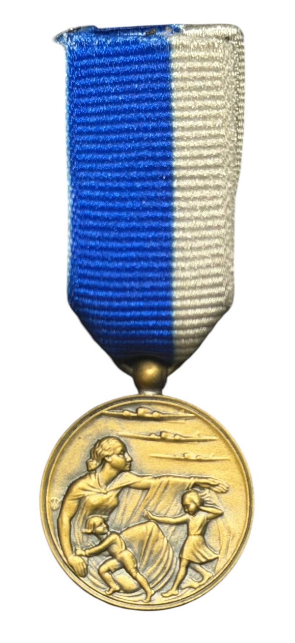 Dutch 'Luchtbeschermingsdienst' Medal