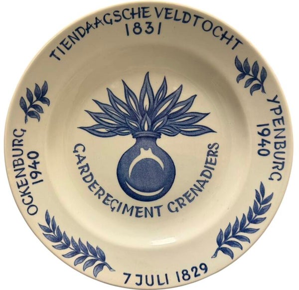 Dutch plate 'Garderegiment Grenadiers' 1940