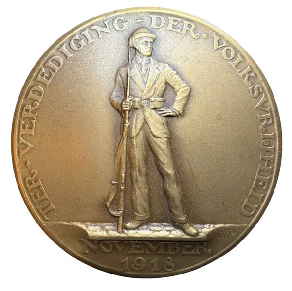 Dutch Civil Guard medallion 'Ter verdediging der volksvrijheid' 1918