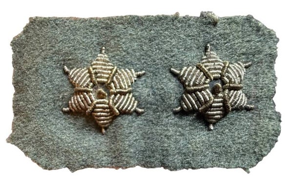 Dutch collar insignia 1st lieutenant