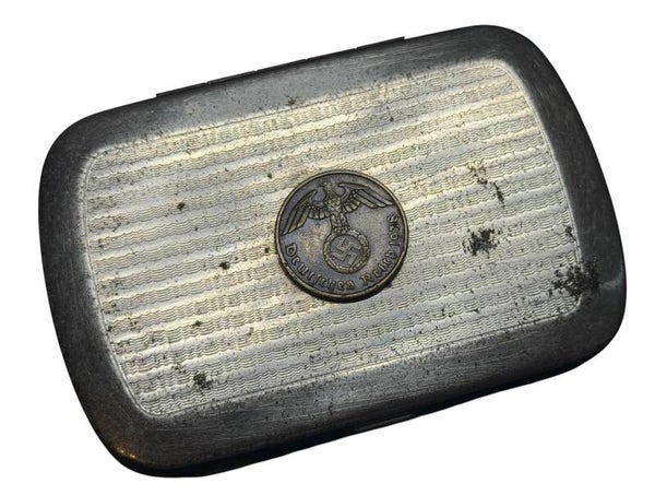 German box with Deutsches Reich coin 1938