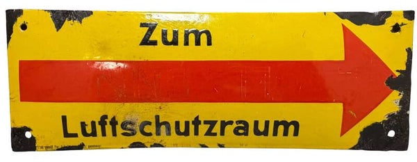 German enamel sign 'Zum Luftschutzraum'